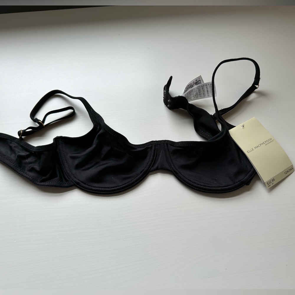 NWT Elle Macpherson intimates bra